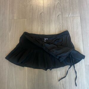 Women Windsor Black Mini Skirt